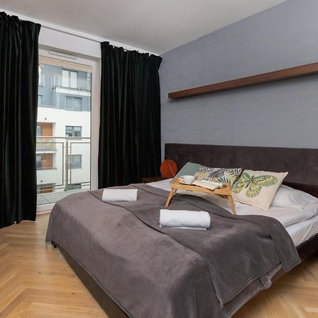 Superior Apartment With Balcony & Parking Gdansk By Noclegi Renters Prestige Eksteriør billede