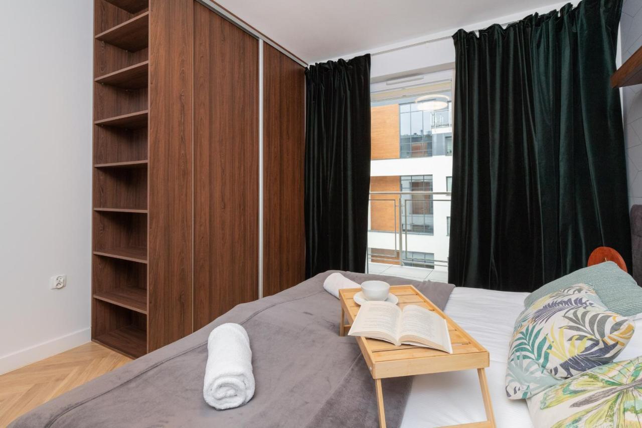 Superior Apartment With Balcony & Parking Gdansk By Noclegi Renters Prestige Eksteriør billede