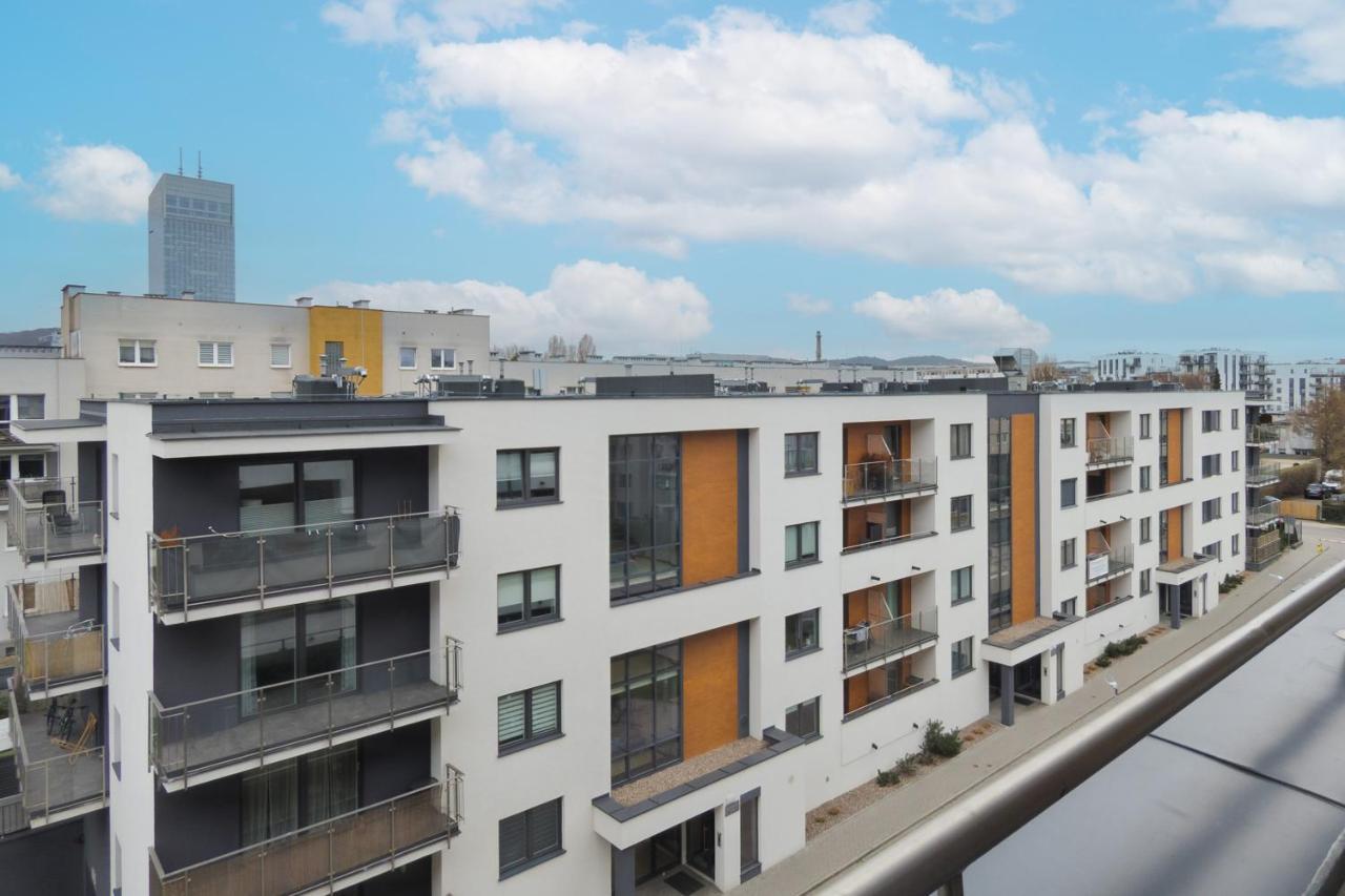 Superior Apartment With Balcony & Parking Gdansk By Noclegi Renters Prestige Eksteriør billede